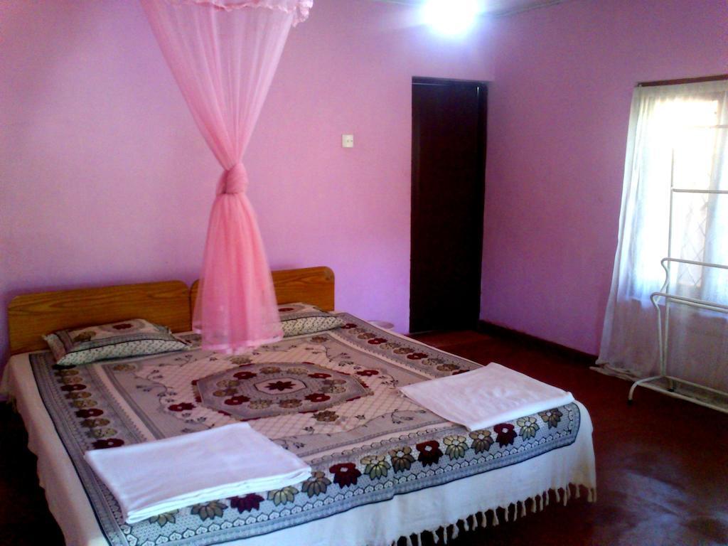 Haniffas Holiday Inn Kandy Rom bilde